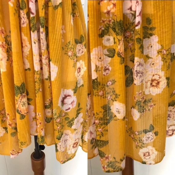 Free People Floral Tunic Top size XSmall Yellow - Picture 7 of 15